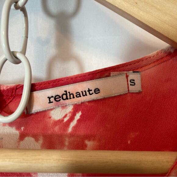 Red Haute 100% Silk Red and White Tie Dye Long Sleeve Button Back Blouse Top - Picture 5 of 8